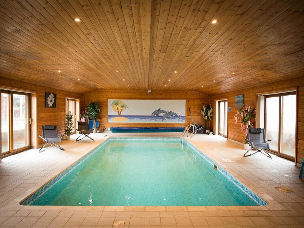 Treetops Cottages & Spa Гримзби Екстериор снимка